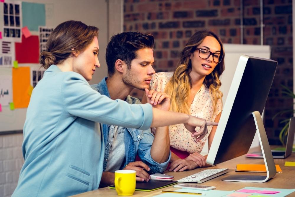 קורס עיצוב גרפי וחווית משתמש (UI/UX)